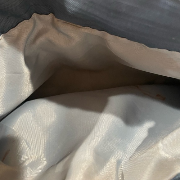 Lug travel handbag. Like new . Gorgeous blue crossbody .Travelers delight! - Picture 3 of 8